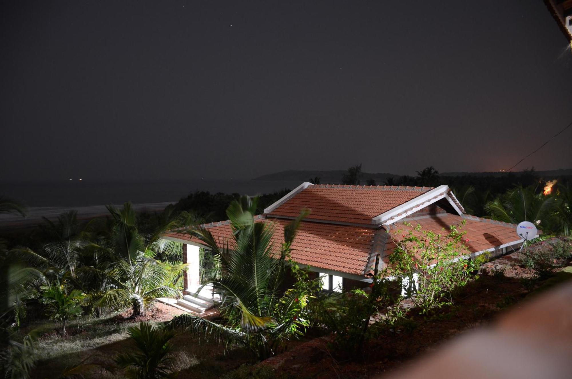 Beachfront Villas Ganpatipule Szoba fotó